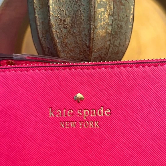 Kate Spade Pink Clutch/Wristlet 8” x 4 3/4” NWT - Picture 3 of 9